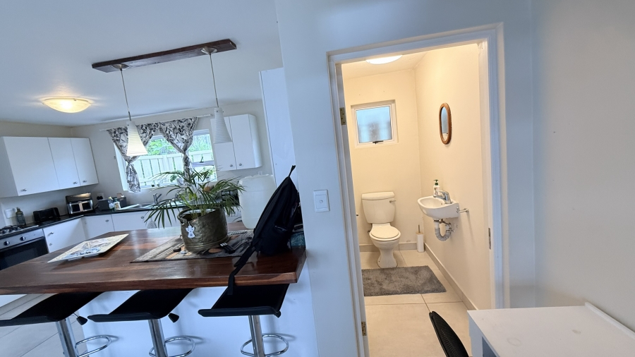 To Let 2 Bedroom Property for Rent in Lelieskloof Western Cape